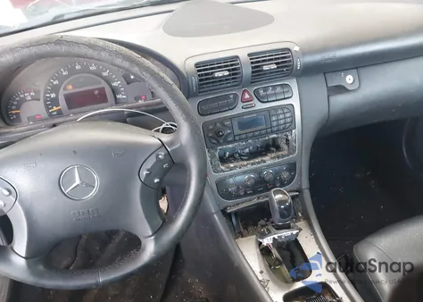 2004 Mercedes-Benz C 230 Kompressor Sport/Sport from USA, damaged, VIN WDBRF40J94F453797